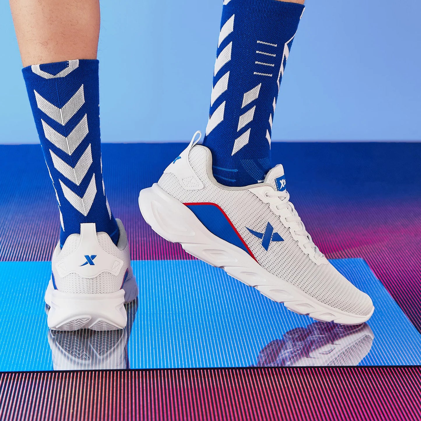 Xtep Running Shoes For Men 2026Spring Sweat-Absorbing Sports Shoes Wear-Resistant Stability Sporty Sports Sneakers 880119115131