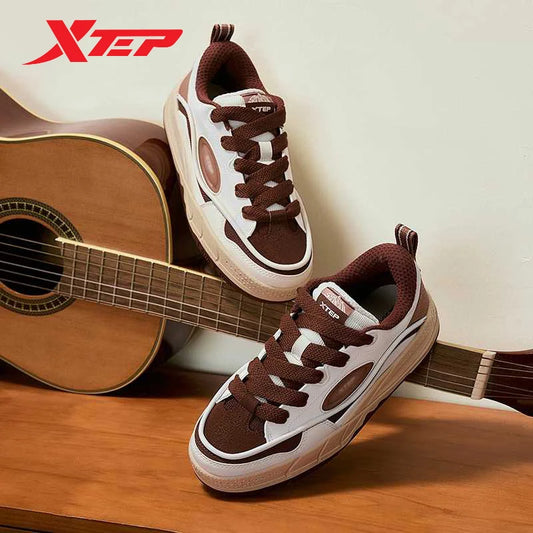 Xtep Low Top Skateboarding Shoes for Men Spring Thick Sole Breathable