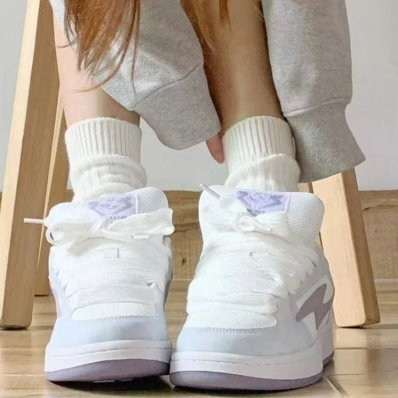 2025Autumn New High Street Lightweight Casual Shoes Retro National Trend Sneakers