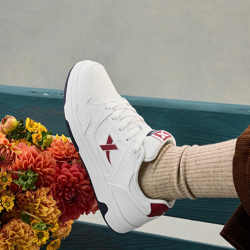 Xtep Skateboarding Shoes For Women  Winter Wear-Resistant Skate Shoes